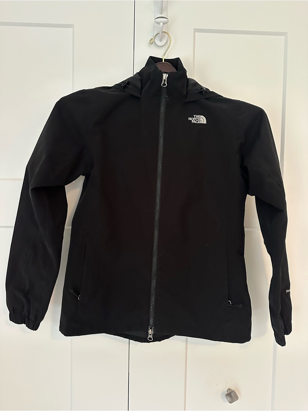 The North Face Women’s Quest Black Nylon Hooded Jacket EUC